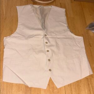 New XL Linen Button-Up Vest Short Set